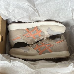 New in Box Men’s ASICS